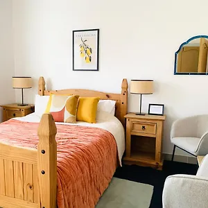 Bed & Breakfast La Maison Du Canal Rostrenen